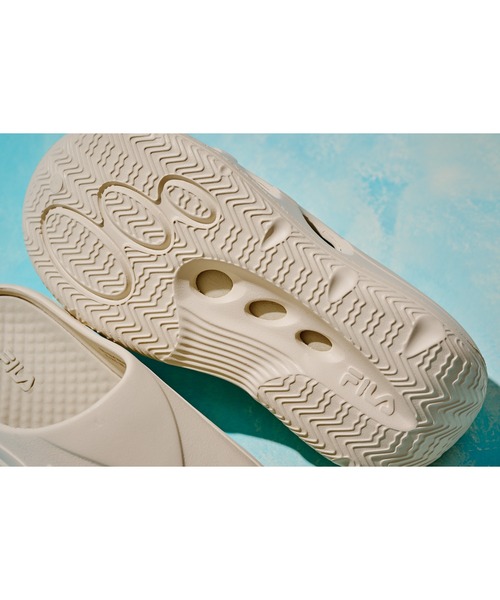 FILA サンダル BUBBLE FOAM CLOG レディース メンズ : ZOZOTOWN