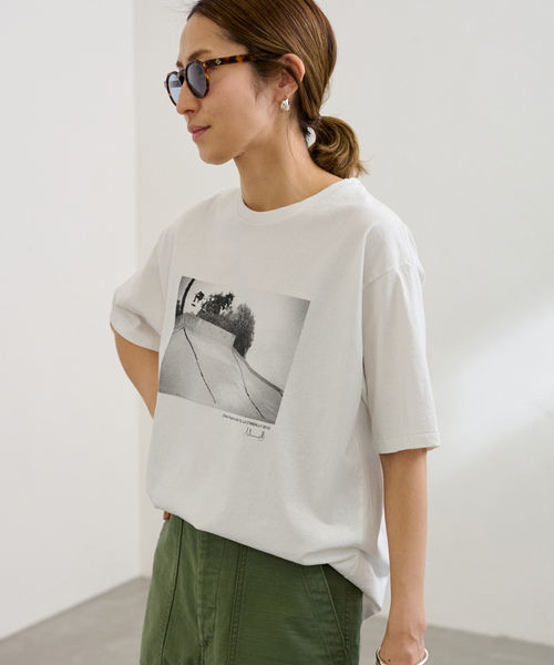 ☆新品！FRAMeWORK 半袖Tシャツ 白 FRAMeWORK tシャツ MikeOMeally PHOTO Tシャツ レディース