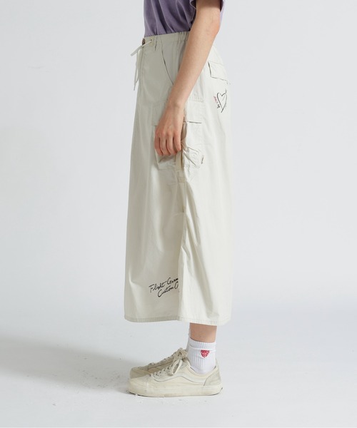国内発送☆AVIREX☆FLYING TIGERS PRINT SKIRT FLYING TIGERS PRINT SKIRT/フライングタイガープリントスカート