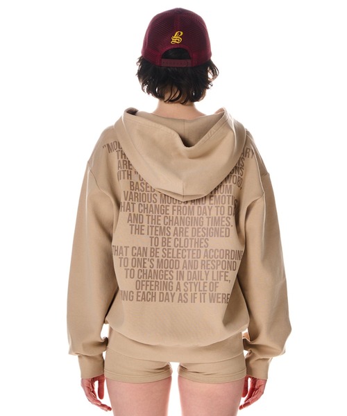 パーカー PRINT OVER HOODIE レディース