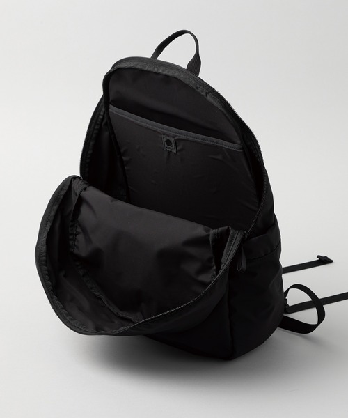 デイバック リュック 「kuros'オリジナル」軽量リサイクルナイロン