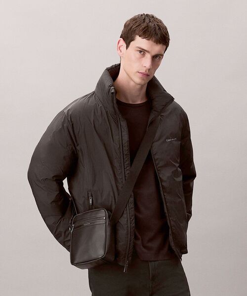 Calvin Klein（カルバン・クライン） ショルダーバッグ クロスボディ