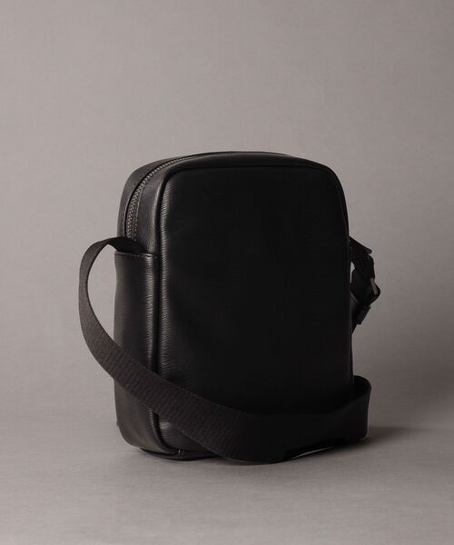 Calvin Klein（カルバン・クライン） ショルダーバッグ クロスボディ