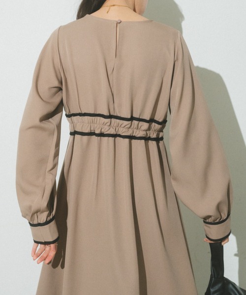 「VANNIE U」 長袖ワンピース FREE ベージュ レディース_画像9