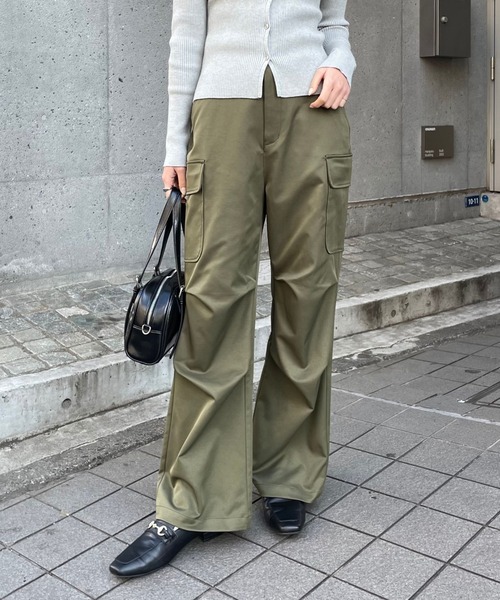 COLONY 2139（コロニー トゥーワンスリーナイン） カーゴパンツ タック