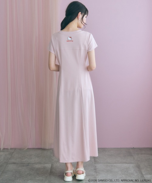 ワンピース 「大きいサイズ」「ハローキティ」Aラインフレアカットワンピース marunの画像