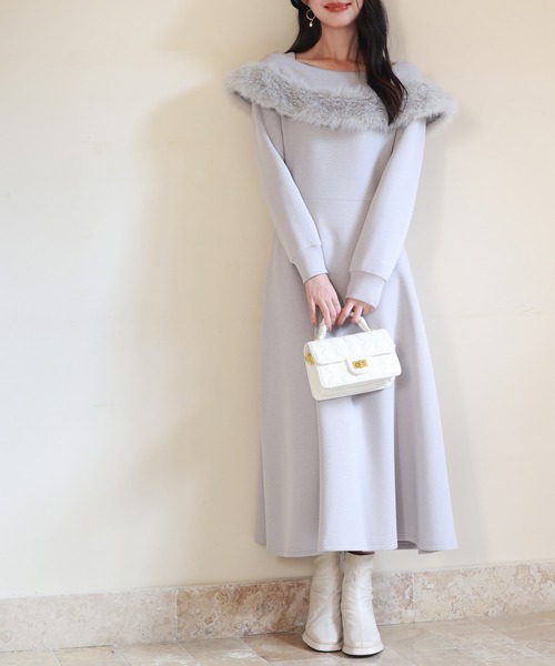 SAISON DE PAPILLON（セゾンドパピヨン） ワンピース ファー付きケープ