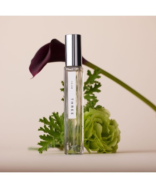 ［すぐにお届け］THREE エッセンシャルセンツ ＩＮ ＢＬＯＯＭ THREE エッセンシャルセンツ | フレグランス | THREE（スリー