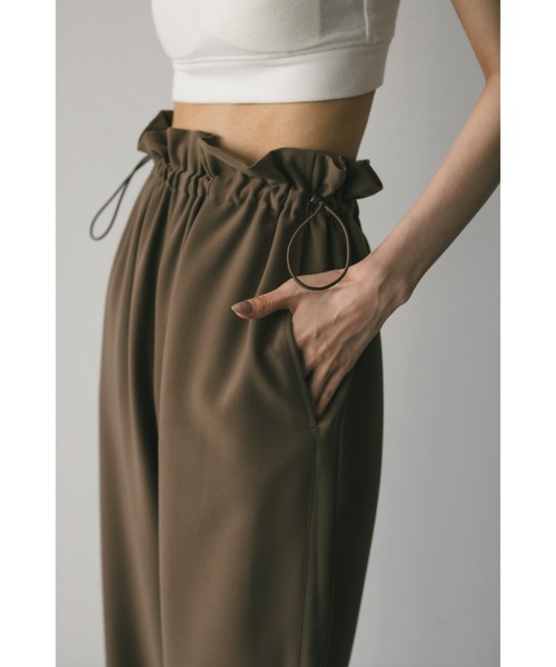 【新品】レッドラインドロストパンツ AUBREY】レッドラインドロストパンツ – ANDREA&Co.