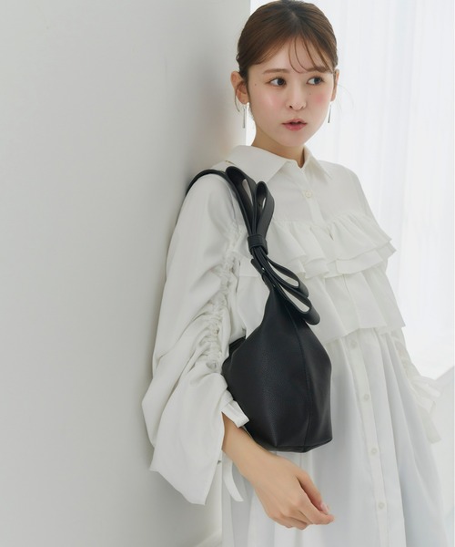 Olu. ショルダーバッグ バッグ ショルダーリボンバッグ