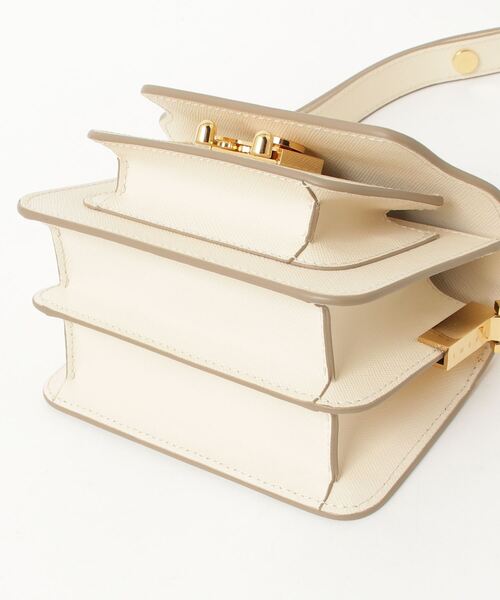 MARNI ショルダーバッグ Marni スタッズ レザーショルダーバッグ | ブラック | FARFETCH JP