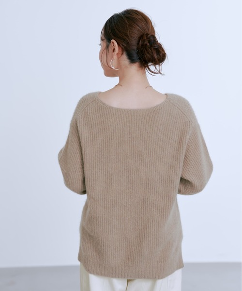 フォックスアンゴラVネックパターン柄ニット　 （COHINA） フォックスアンゴラVネックパターン柄ニット | 小柄・低身長女性向け