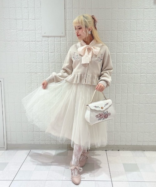 an another angelus（アンアナザーアンジェラス） カーディガン ローズ