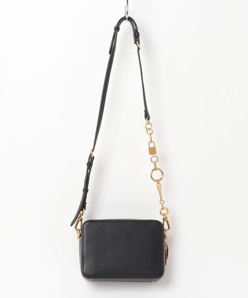 CHARLES ＆ KEITH（チャールズ&キース） 「CHARLES & KEITH