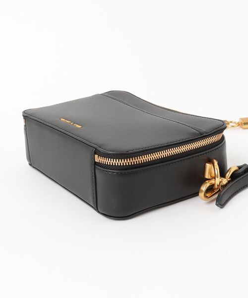 CHARLES ＆ KEITH（チャールズ&キース） 「CHARLES & KEITH