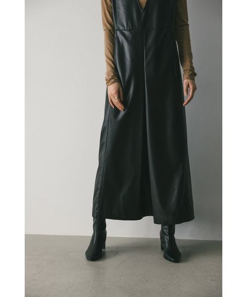 【STYLEMIXER】ディープVフェイクレザー ワンピース　Sサイズ STYLEMIXER ワンピース ディープVフェイクレザーワンピース