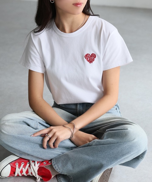 Riberry（リベリー） tシャツ ハートロゴラメ刺繍コンパクトTシャツ