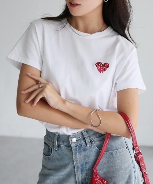 Riberry（リベリー） tシャツ ハートロゴラメ刺繍コンパクトTシャツ