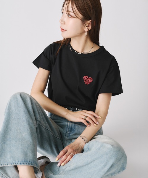 Riberry（リベリー） tシャツ 半袖 ハートロゴラメ刺繍コンパクトT