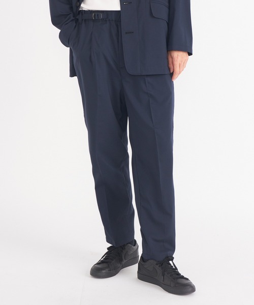 White Mountaineering ホワイト テーパード 1タックパンツ White Mountaineering ホワイト テーパード 1タックパンツ WHITE