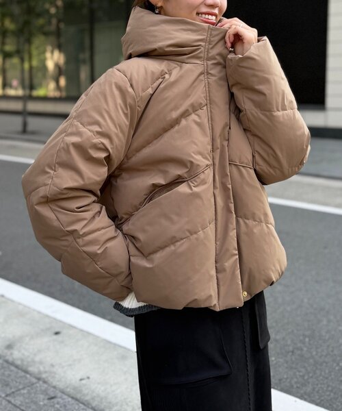 TOBECHIC ヴィクトリアダウン　38 TO BE CHIC (Women)のコート・アウター | レディース | 三越伊勢丹