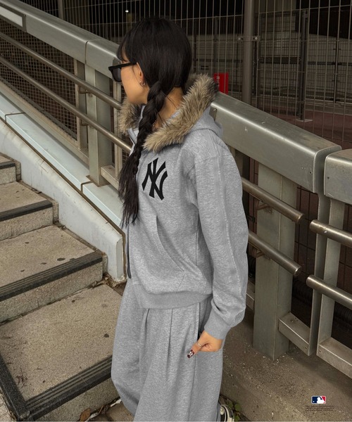 パーカー 「別注」MLB/刺繍フェイクファーフードパーカー メンズ