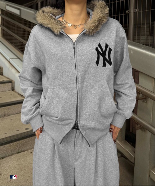 新品未使用 MLBヤンキース M ファー ブルゾン ボア ジャケット パーカー パーカー 「別注」MLB/刺繍フェイクファーフードパーカー メンズ