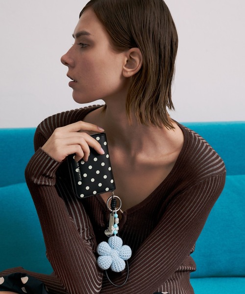 CHARLES ＆ KEITH（チャールズ&キース） キーケース クロシェ フラワー