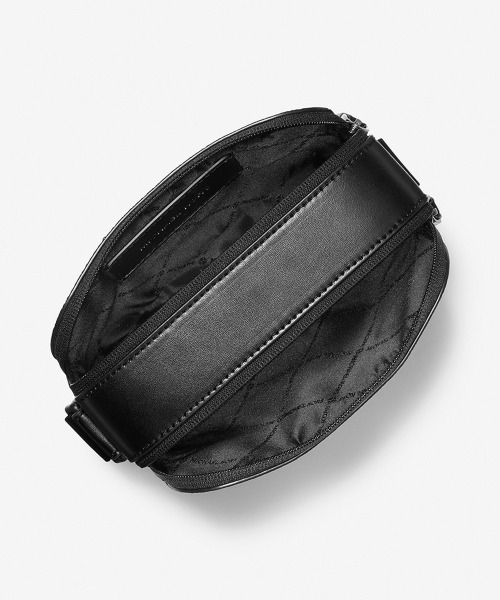 MICHAEL KORS（マイケルコース） ショルダーバッグ FREE ブラック