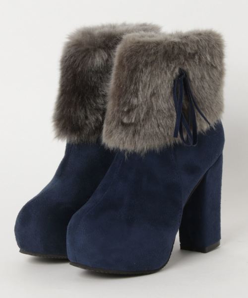 スタッカート　黒 スエード ファー付き厚底ショートブーツ　23 スタッカート 黒 スエード ファー付き厚底ショートブーツ 23