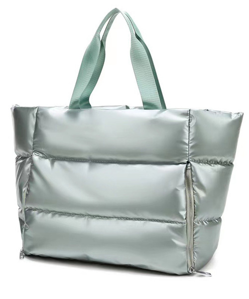 【A4収納可能】3way BAG／シルバーキルティング DAY CLOSET トートバッグ 「A4収納可」2WAYぷっくりキルティング