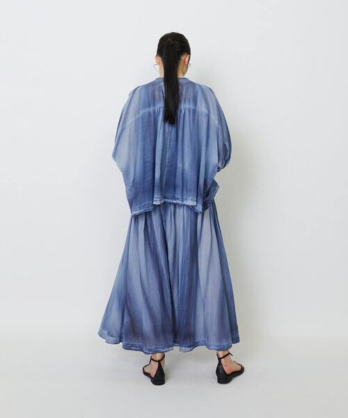 未使用✨2024✨LOISIR インドピグメントダイショートブラウス グレー インドピグメントダイショートブラウス｜BIGI online store