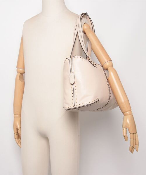 MICHAEL KORS トートバッグ Astor Large Studded Leather Tote