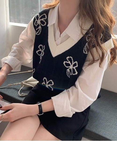 「SONA」 「misssumey」Vネックニット FREE ブラック レディース_画像2