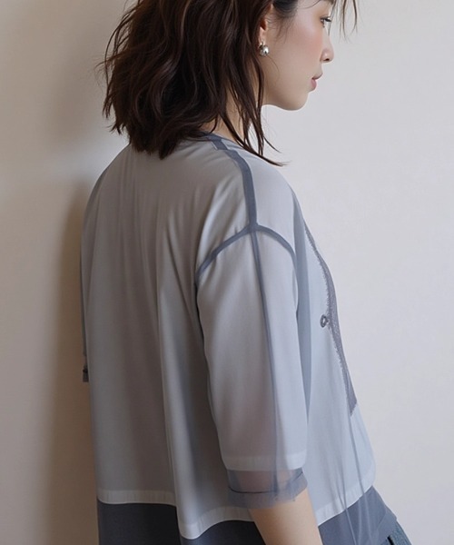 tシャツ A'GEM/9 × .kom 「.KOMZ/ドットケーオーエムゼット」「英字フレームプリント クロップドTシャツ」 レディース KOM tシャツ A'GEM/9 × .kom 「.KOMZ/ドットケーオーエムゼット