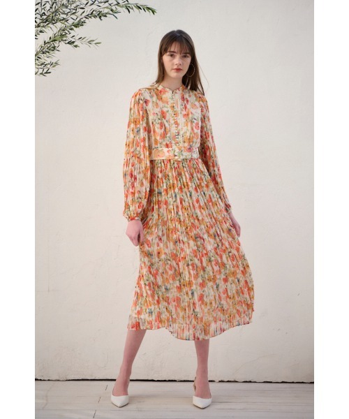 美品＊現行【エステラケー】ワンピース　ホルダーネック エンブロイダリーレース Estella.K エステラケープリントホルターネックティアード