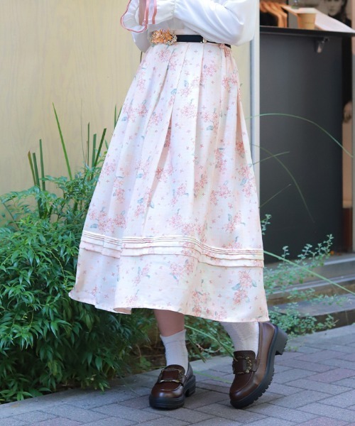 axes femme（アクシーズ ファム） スカート 金木犀柄タックスカート