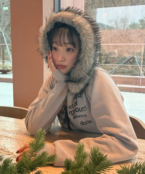 SEQUENZE パーカー 「sqnz（エスキュンズ）」sqnz fur zip pk