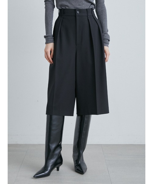 新品【MIESROHE ミースロエ】ワイド　ハーフ パンツ　ガウチョ　タック　黒 MIESROHE（ミースロエ） ハーフパンツ 0 ブラック レディース