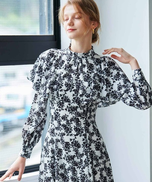 「AND COUTURE」 長袖ワンピース MEDIUM オフホワイト レディース_画像6