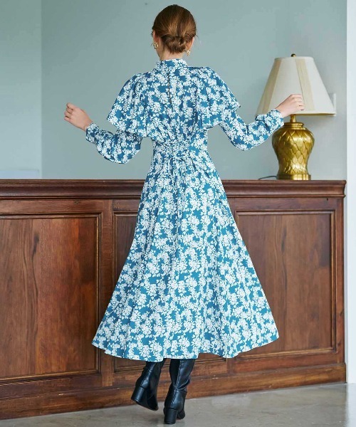 「AND COUTURE」 長袖ワンピース MEDIUM オフホワイト レディース_画像9