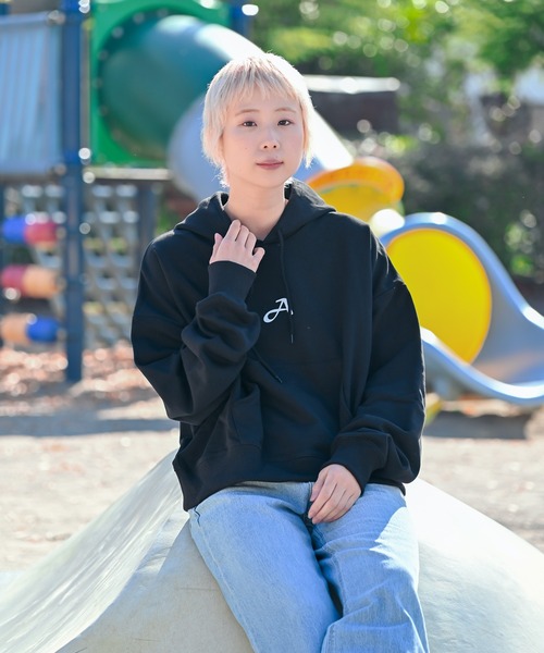 Alite cloth（アリーテクロス） パーカー ワンポイントプリント