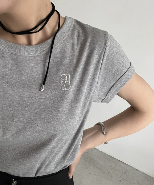 CAPRICIEUX LE'MAGE tシャツ 「デイリー使いに」ラウンド