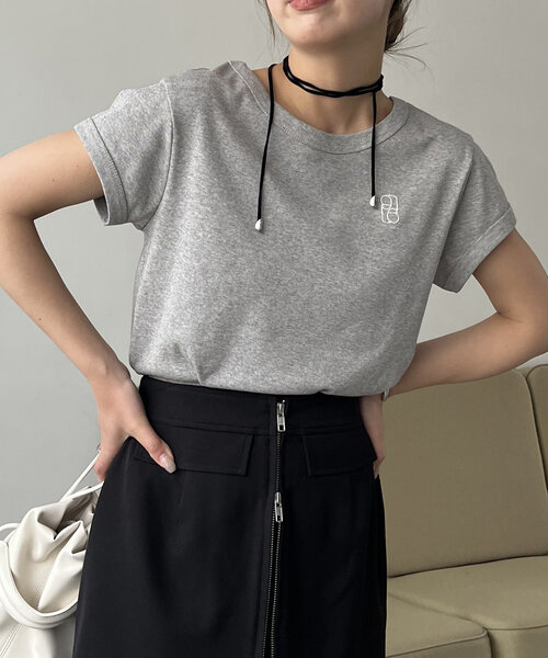 CAPRICIEUX LE MAGE ラウンドスリーブTシャツ CAPRICIEUX LE'MAGE tシャツ 「デイリー使いに」ラウンド