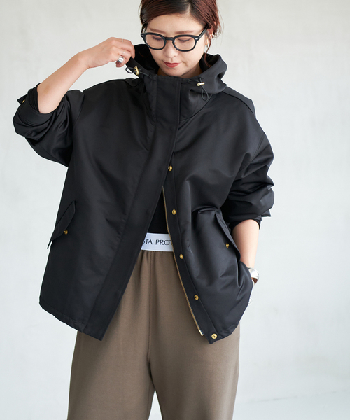 Spick & Span（スピックアンドスパン）の「テントラインフーディ