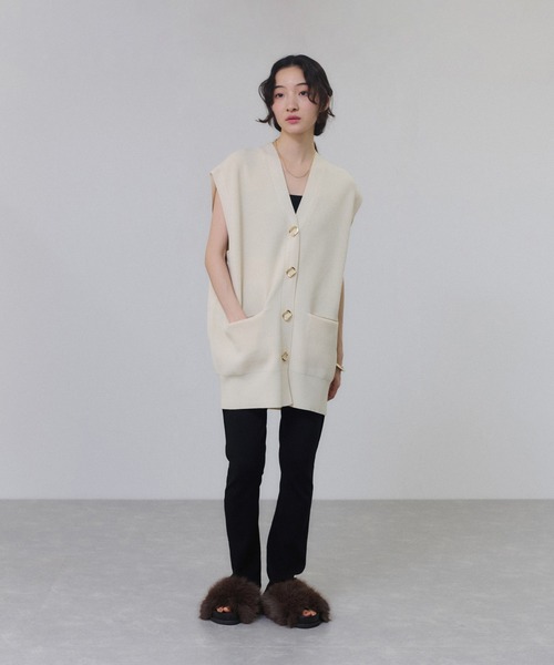 ADAM ET ROPE'（アダムエロペ） サンダル ボリュームファーサンダル