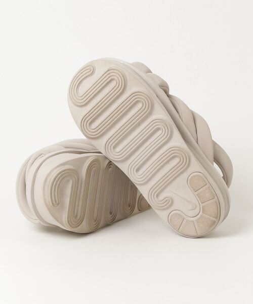 NIKE（ナイキ） フラットサンダル 24cm ベージュ レディース
