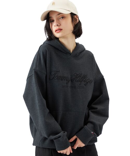 TOMMY HILFIGER（トミー・ヒルフィガー） パーカー 「オンライン限定