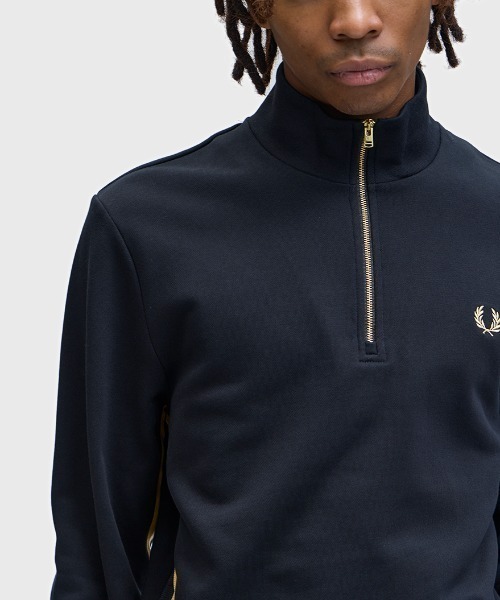 FRED PERRY（フレッドペリー） トレーナー スウェット Stripe Tape