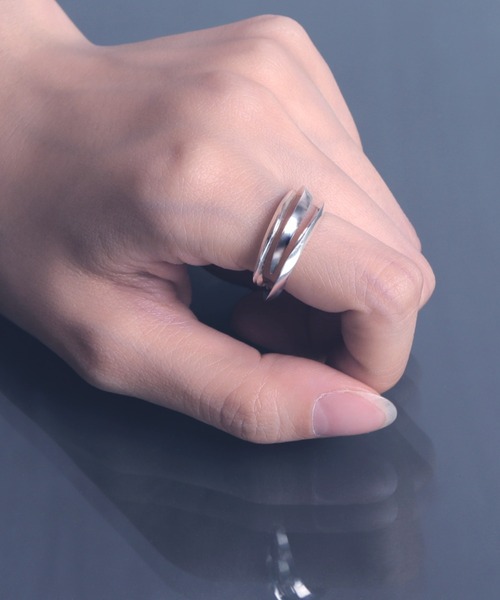週末限定価格　fillyjonk トライアングルカット　ダイヤ　リング OFFSPRING ring in 18k yellow gold with diamonds | Georg Jensen